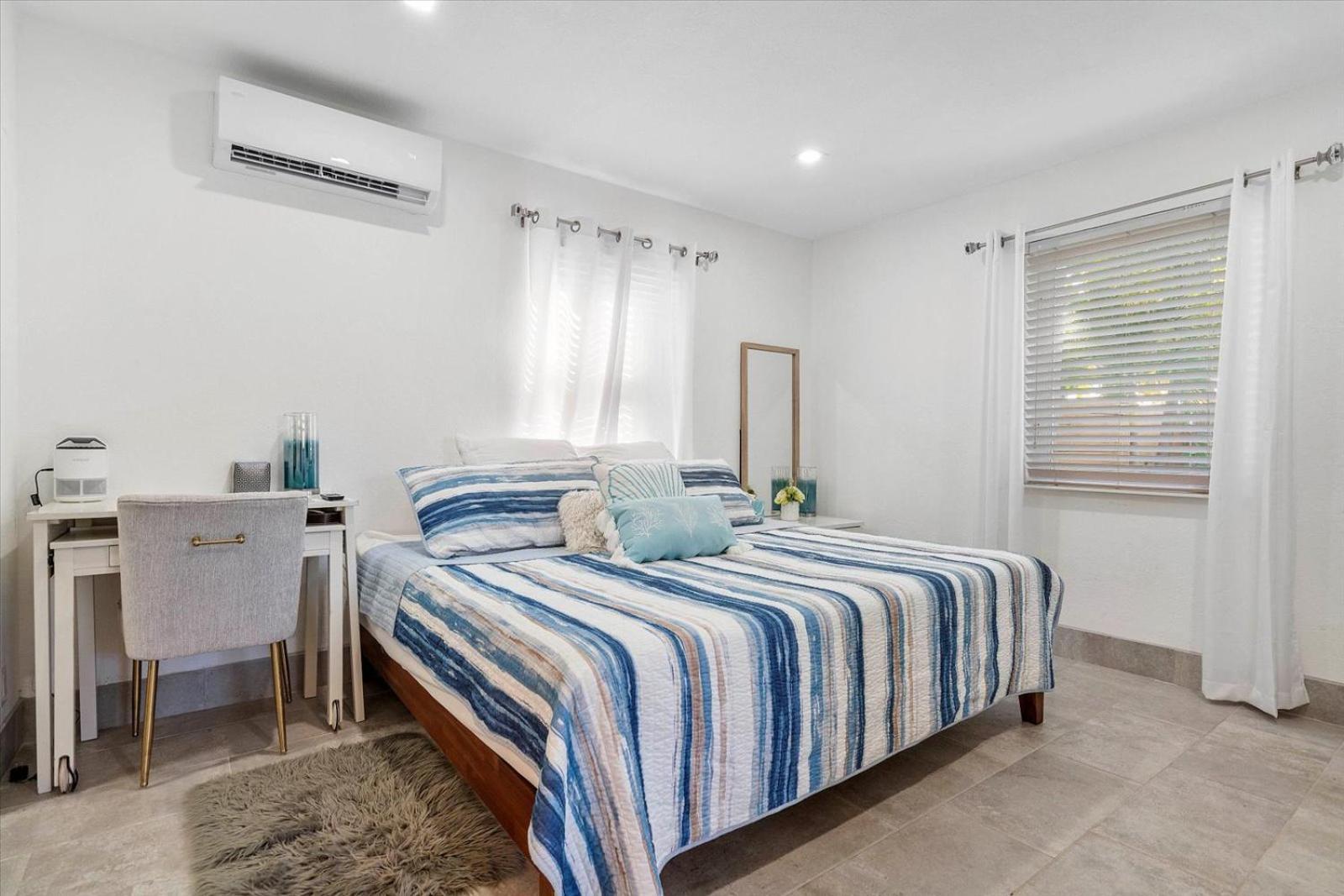 Private Fort Lauderdale Cottage ภายนอก รูปภาพ